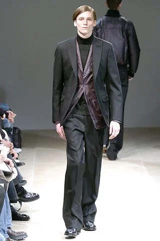 Look 3